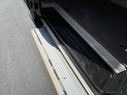 Used 2022 Mercedes-Benz Sprinter 1500 image 19