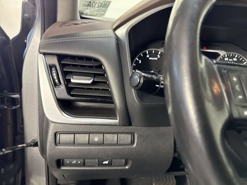 Used 2021 Nissan Rogue SL w/ Premium Package AWD/4WD image 14