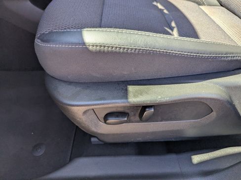 Used 2023 Buick Envision Preferred w/ Sport Touring Package image 11