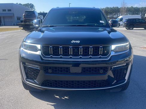 New 2026 Jeep Grand Cherokee Summit w/ Adv Protech Group IV AWD/4WD image 2