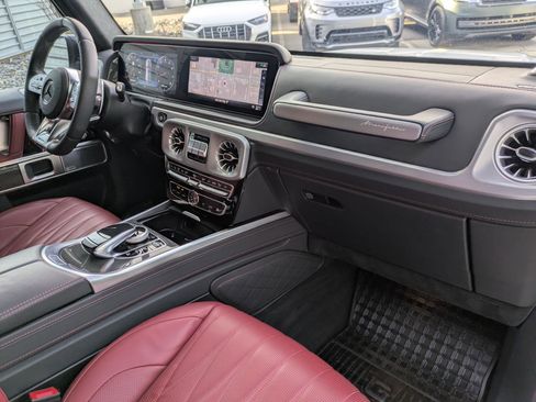 Certified 2024 Mercedes-Benz G 63 AMG 4MATIC image 32