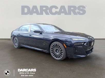 New 2025 BMW 760i xDrive w/ Executive Package
