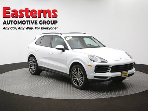 Used 2023 Porsche Cayenne Platinum Edition AWD/4WD image 57