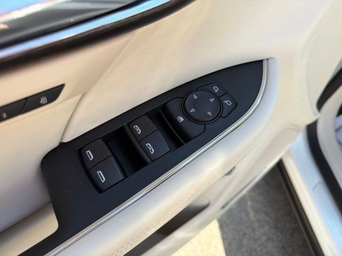 Certified 2023 Buick Envision Avenir AWD/4WD image 24