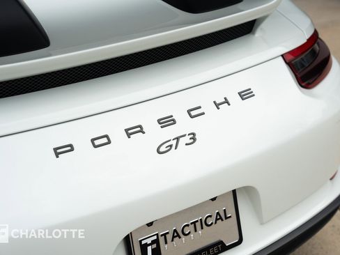 Used 2018 Porsche 911 GT3 image 15