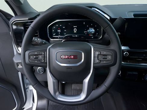 Used 2025 GMC Sierra 1500 Elevation RWD image 14
