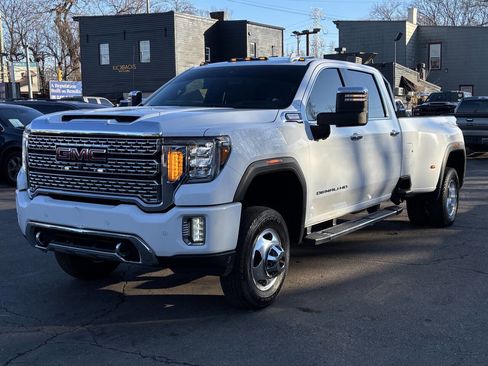 Used 2020 GMC Sierra 3500 Denali w/ Denali Ultimate Package image 4