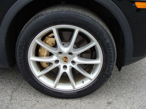 Used 2021 Porsche Cayenne AWD/4WD image 38