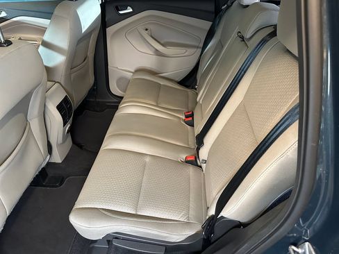 Used 2019 Ford Escape SE FWD image 20