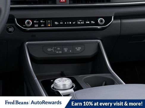 New 2025 Kia Carnival SX w/ SX Dark Edition Package image 24