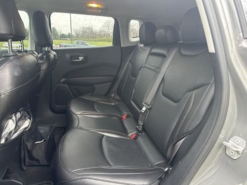 Used 2019 Jeep Compass Limited image 14