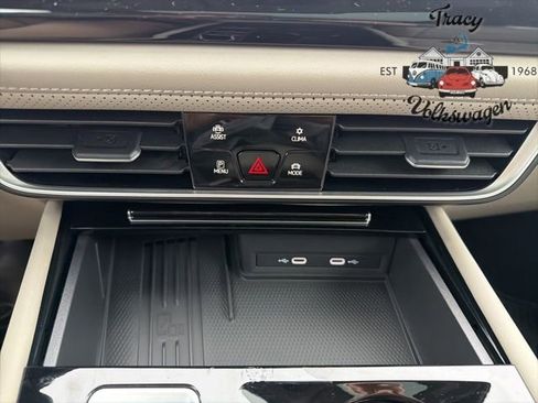 New 2026 Volkswagen Atlas SE image 12