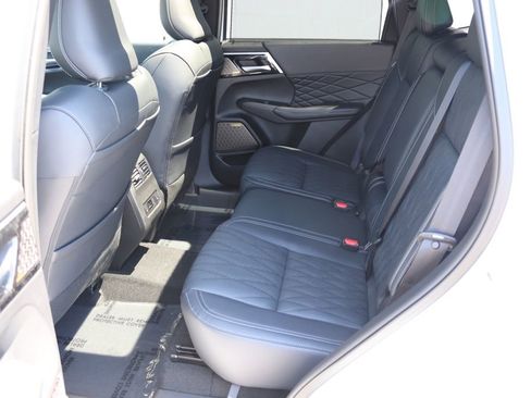 New 2026 Mitsubishi Outlander SEL Black Edition AWD/4WD image 24