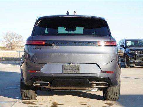 Used 2024 Land Rover Range Rover Sport Dynamic SE image 8