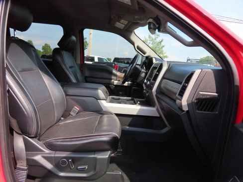 Used 2019 Ford F250 Lariat w/ Lariat Ultimate Package AWD/4WD image 45