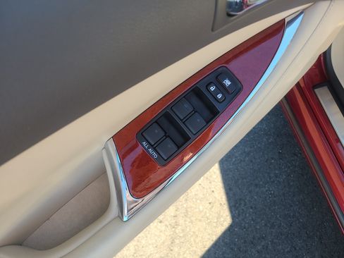 Used 2011 Lexus ES 350 FWD image 13