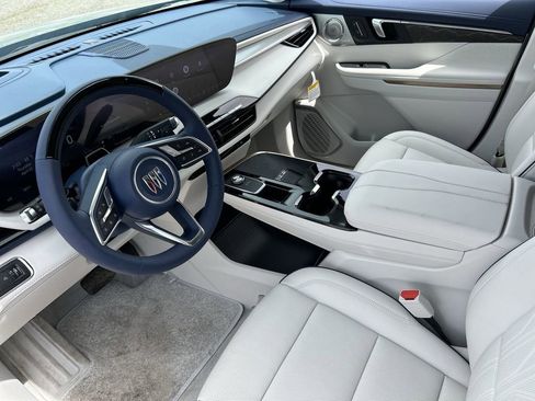 New 2026 Buick Enclave Avenir w/ Super Cruise Package FWD image 10