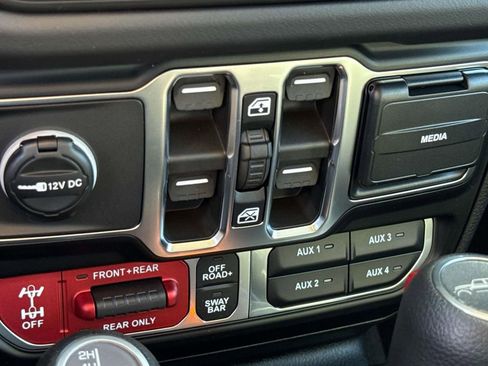 New 2026 Jeep Gladiator Rubicon w/ Steel Power Dome Hood Package image 38