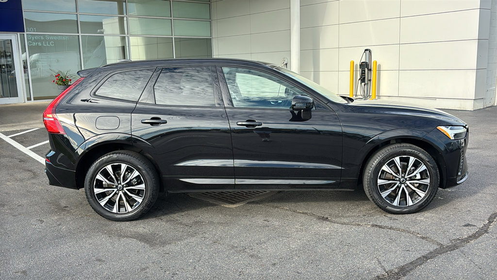 Certified 2024 Volvo XC60 B5 Core w/ Climate Package AWD/4WD image 27