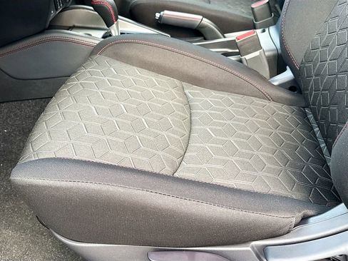 Used 2025 Mitsubishi Outlander Sport LE AWD/4WD image 20