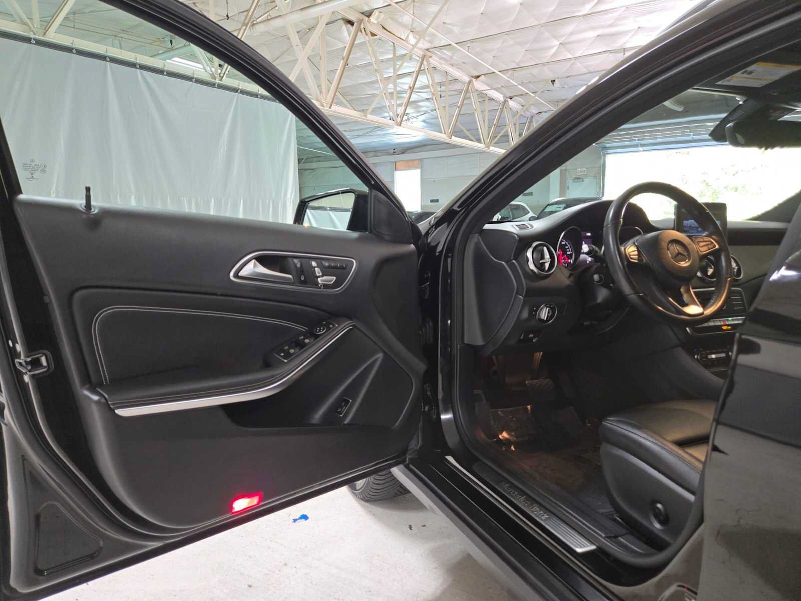 Certified 2020 Mercedes-Benz GLA 250 4MATIC image 19