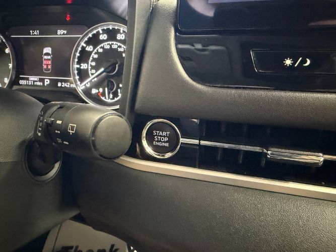 Used 2025 Mitsubishi Outlander SE FWD image 19