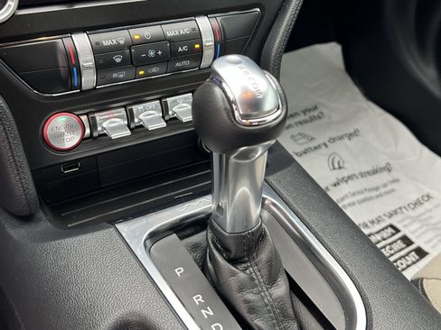 Used 2022 Ford Mustang GT w/ Equipment Group 301A RWD image 21