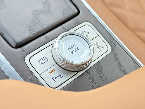 Used 2024 Genesis GV80 3.5T w/ Prestige Package image 33