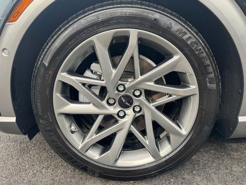 Used 2024 Genesis GV60 Advanced image 31