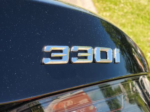 Used 2025 BMW 330i xDrive Sedan AWD/4WD image 31