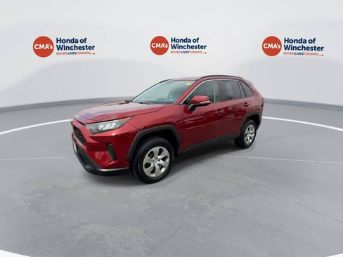 Used 2021 Toyota RAV4 LE AWD/4WD image 4