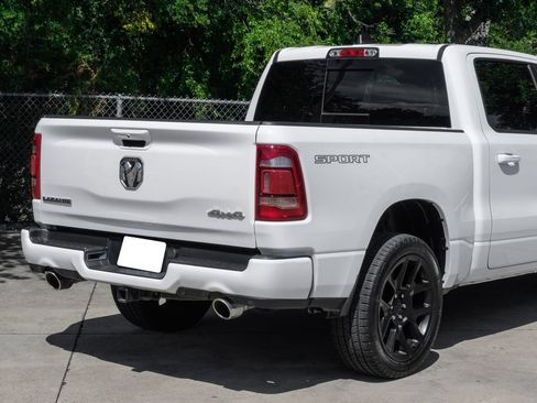 Used 2023 RAM 1500 Laramie AWD/4WD image 16