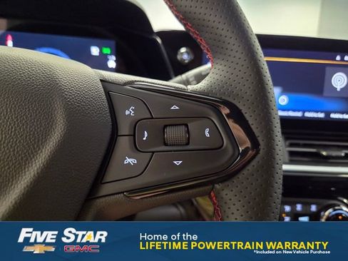 New 2026 Chevrolet Trax RS w/ Sunroof Package FWD image 26