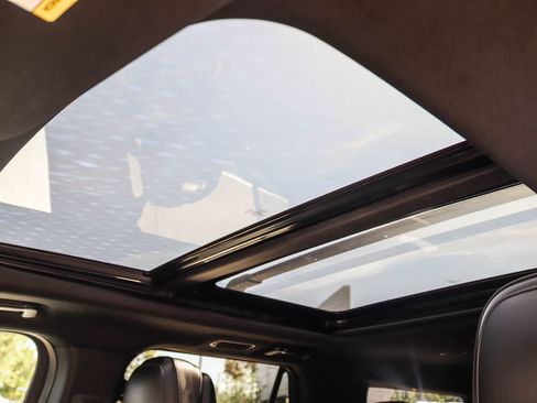 Used 2019 Lincoln Navigator L Reserve AWD/4WD image 20