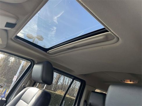 Used 2007 Mercury Mountaineer AWD image 7