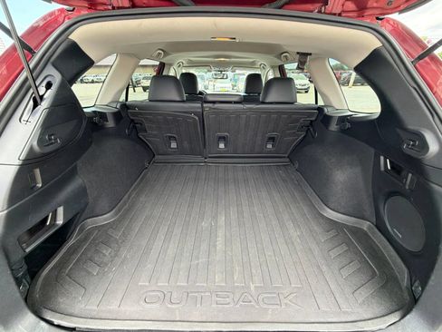 Used 2016 Subaru Outback 2.5i Limited AWD/4WD image 12