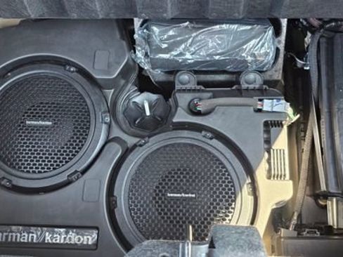 Used 2023 Dodge Challenger SRT Hellcat image 8