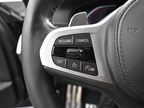 Used 2021 BMW 540i w/ M Sport Package RWD image 6