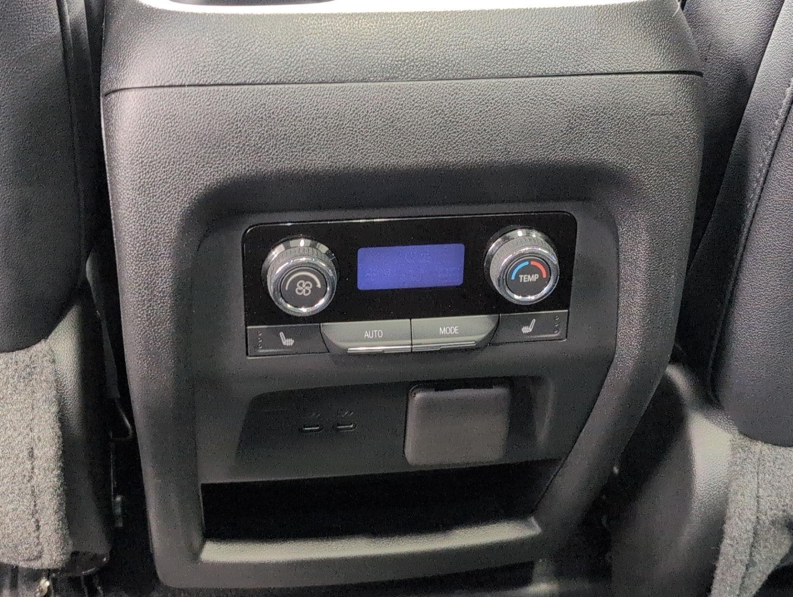 Used 2026 Chevrolet Traverse High Country w/ LPO, Floor Liner Package AWD/4WD image 22