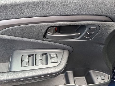 Used 2022 Honda Passport EX-L image 2