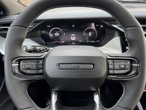 New 2026 Jeep Cherokee Limited AWD/4WD image 18