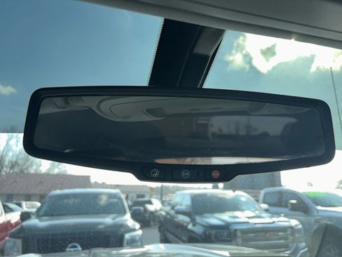 Used 2018 Chevrolet Silverado 1500 LT w/ All Star Edition image 29