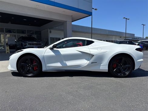 New 2025 Chevrolet Corvette E-Ray w/ Stealth Interior Trim Package image 6