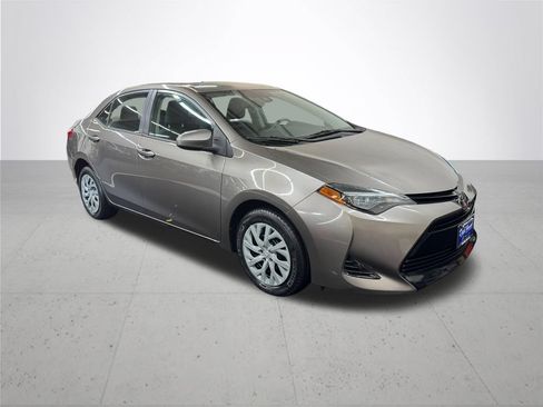 Used 2019 Toyota Corolla LE FWD image 9