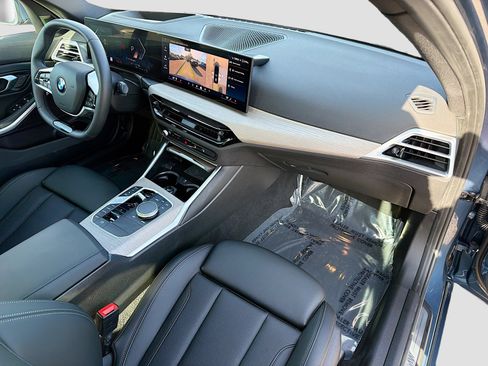 Used 2025 BMW 330i Sedan image 13