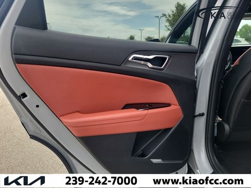 Certified 2024 Kia Sportage SX FWD image 12