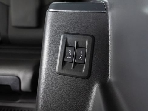 Used 2025 Lexus GX 550 w/ Accessory Package (2T) AWD/4WD image 25