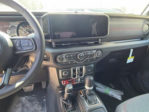 New 2026 Jeep Gladiator Rubicon AWD/4WD image 26