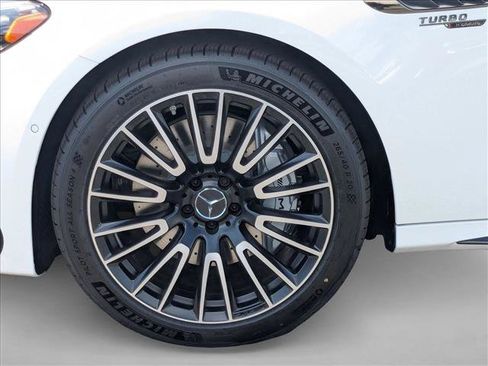 New 2026 Mercedes-Benz E 53 AMG e 4MATIC Sedan image 10