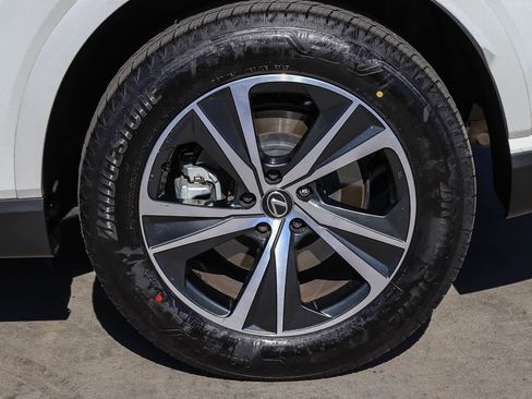 Certified 2025 Lexus RX 350 Premium w/ Accessory Package (Z1) FWD image 12